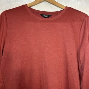 Simply Vera Wang Shirt Womens M Red/Pink Long Sleeve Asymmetrical Hem 3/4 Sleeve
